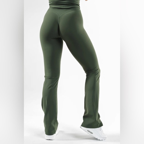 Vitality Cloud II Olive Green Trouser - Picture 2 of 3